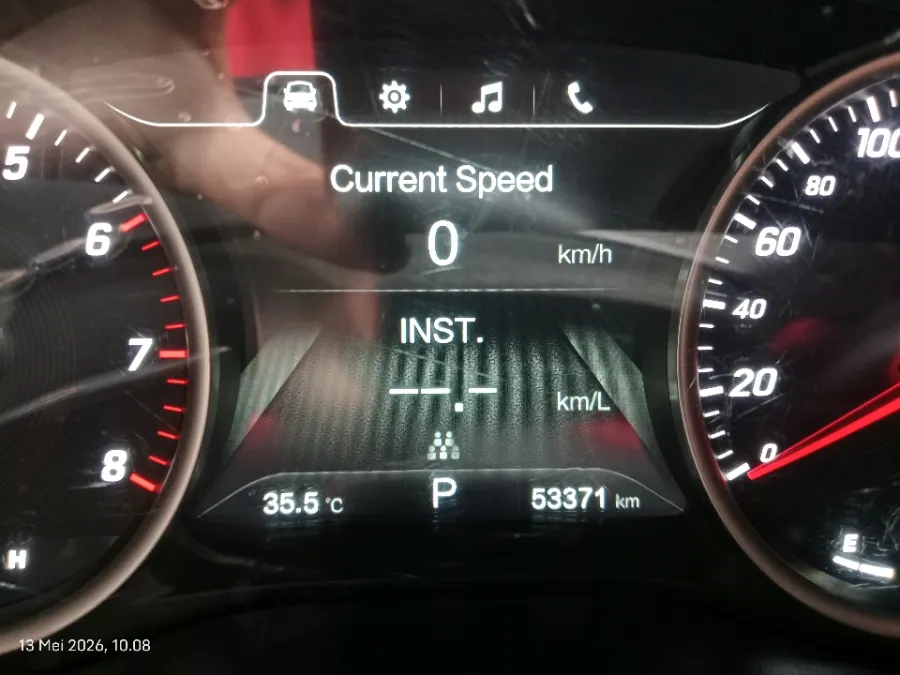 Foto Mobil Bekas Odometer Wuling Cortez 1.5 L T Lux tahun 2022